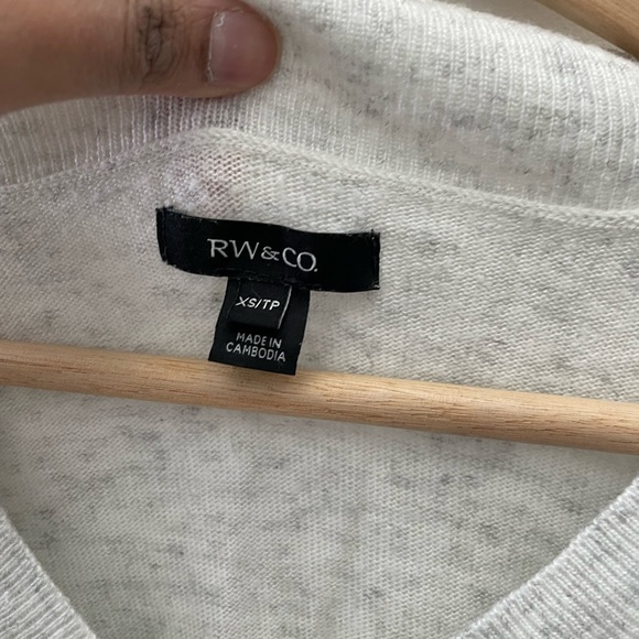 Rw& co long sleeve sweater - Picture 2 of 2